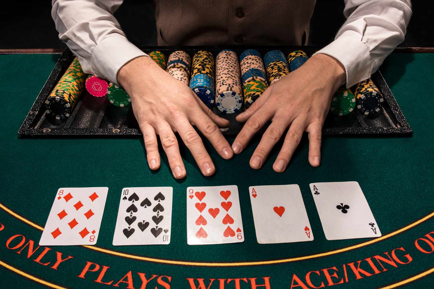 Khám phá tic88 với game vui tiến lên đầy thú vị và hấp dẫn